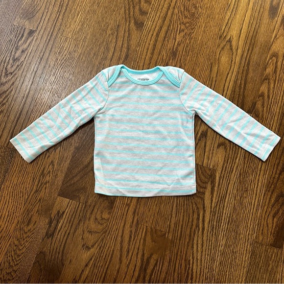 Hanes Flexy soft knit long-sleeve shirt bundle, size 6-12M (set of 5) - Picture 5 of 7